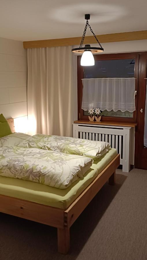 Ferienwohnung Schaedler 쉬룬즈 외부 사진